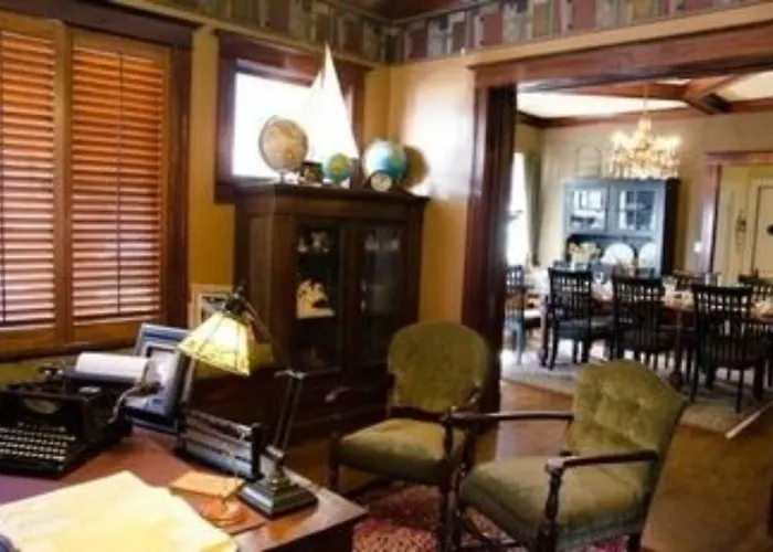 Rosen House Hotel